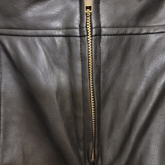 LEATHER SKIRT 💗 SZ Large - Picture 8 of 8